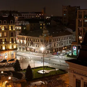 Qult - Old Pearl Bucharest